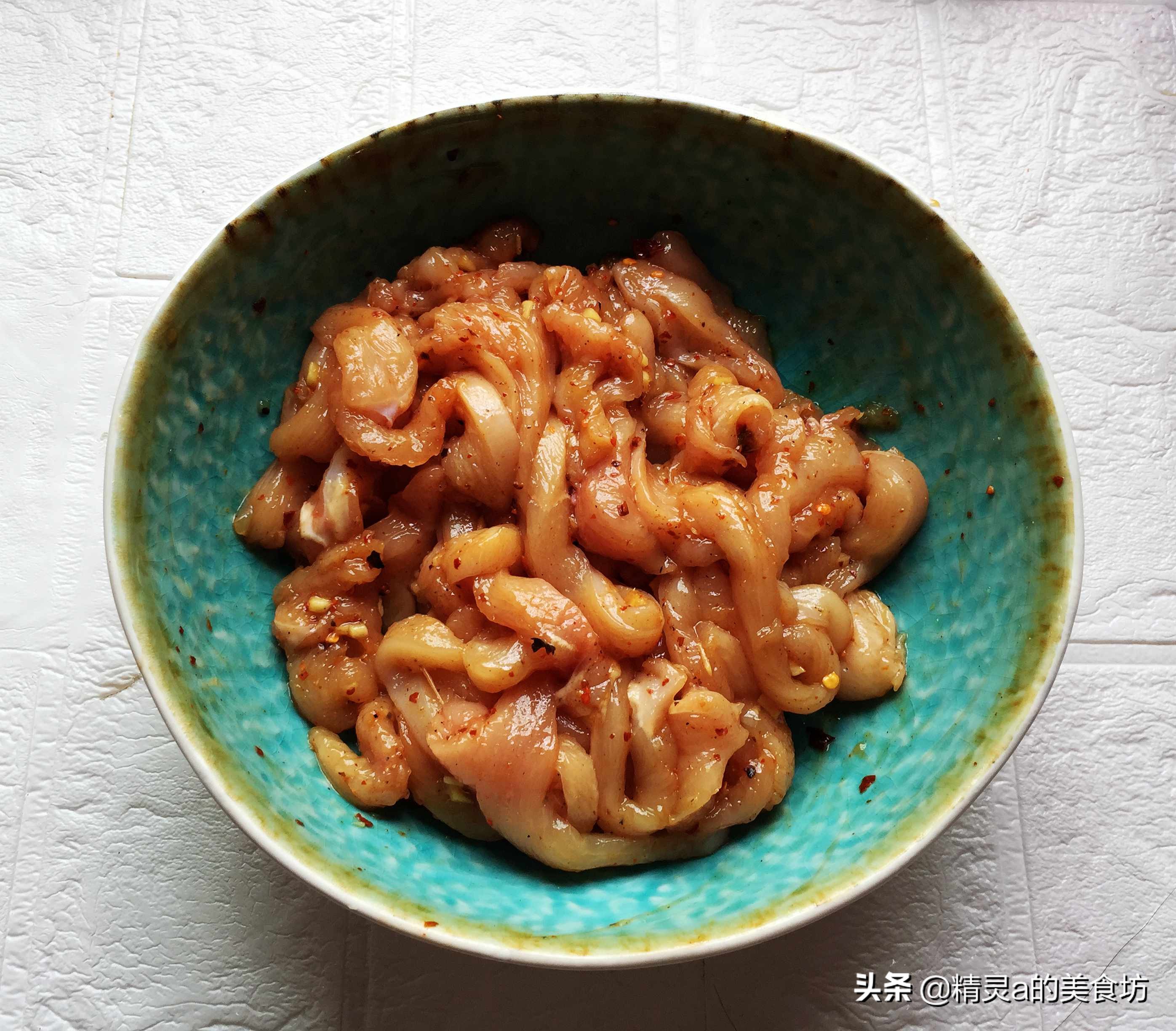 教你自制风靡街头的人气小吃:香炸鸡柳,简单3步,好吃到咬舌头