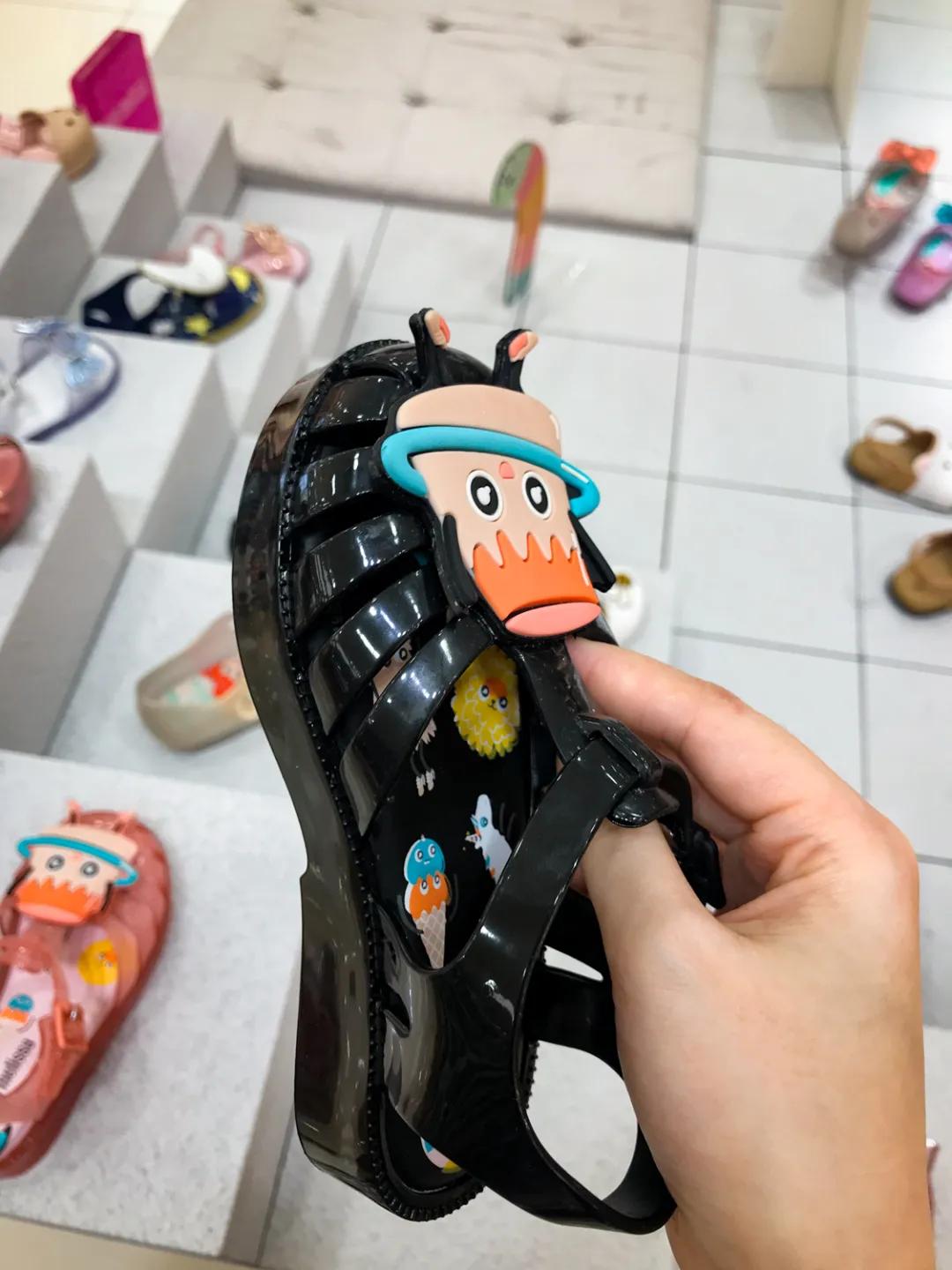 关爱孩子从鞋子开始,关爱宝宝从脚开始