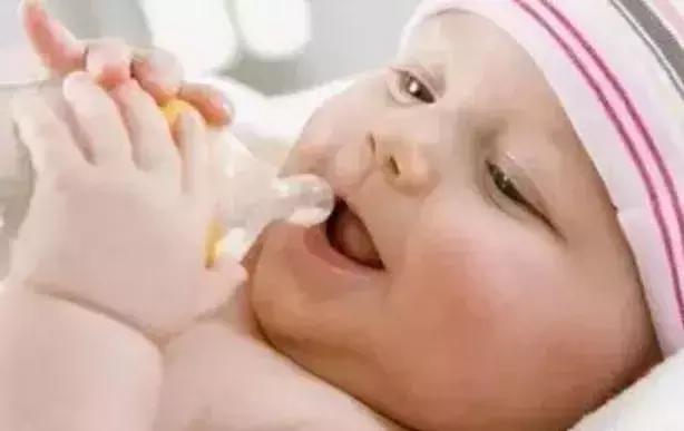 纯奶粉宝宝需要一直换着吃奶粉吗,新生儿吃奶粉可以吃多种奶粉吗