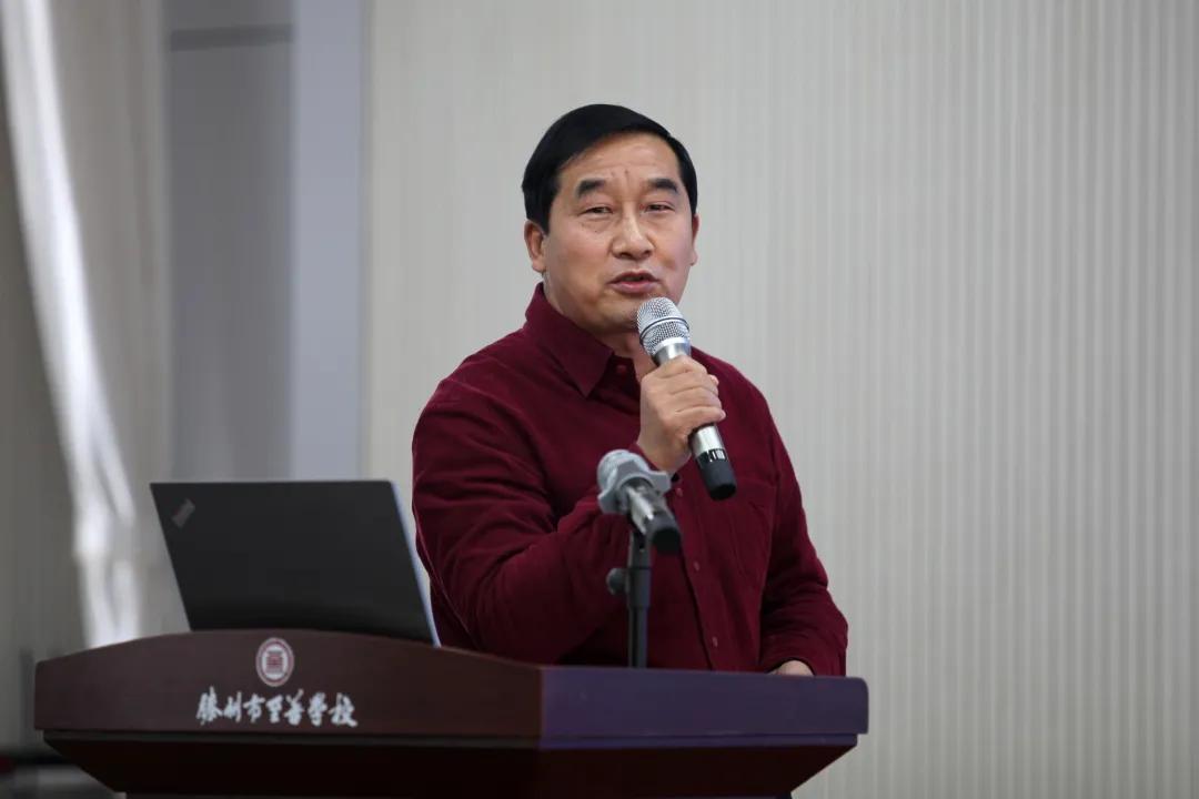 “赢在新课堂·走向卓越”初中校长论坛活动在滕州市至善学校举行