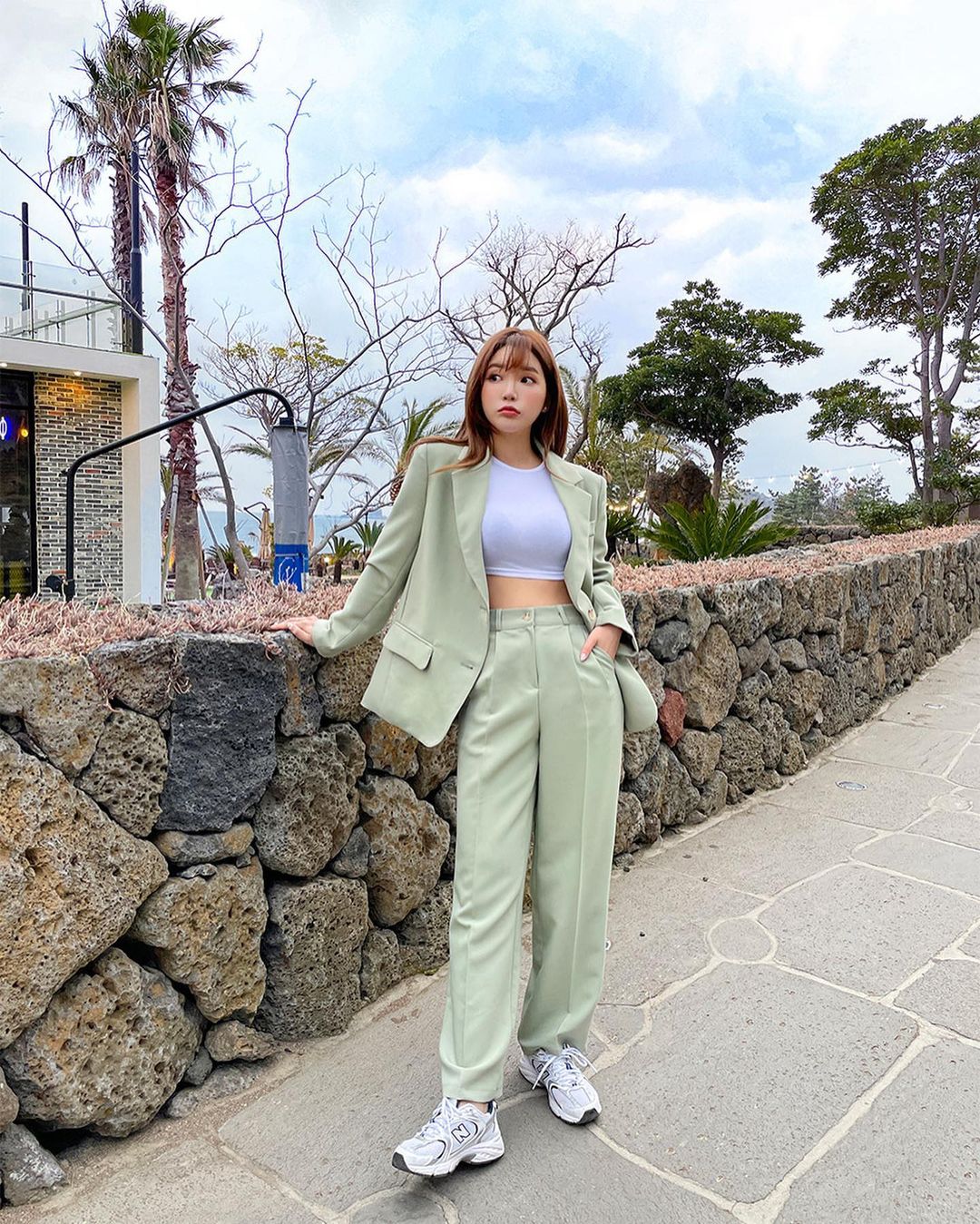 今年春夏就用「淡绿色」来点缀!带你看韩国热销的春绿新品