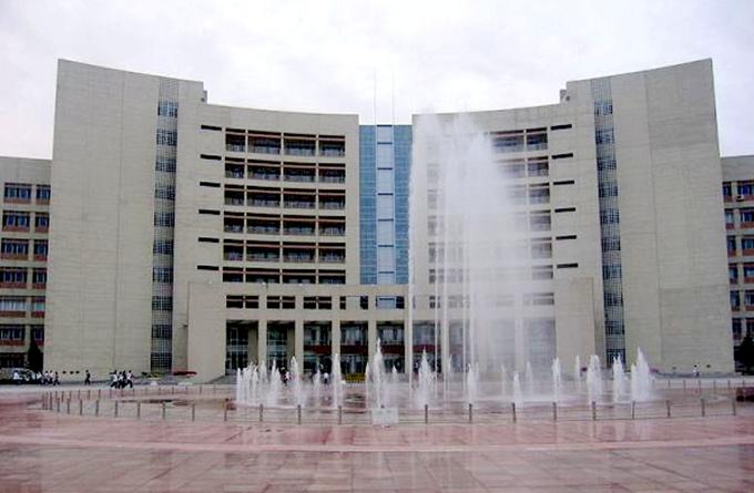 黑龙江省重点高中前十名的是哪些,黑龙江省最有名的高中是哪个