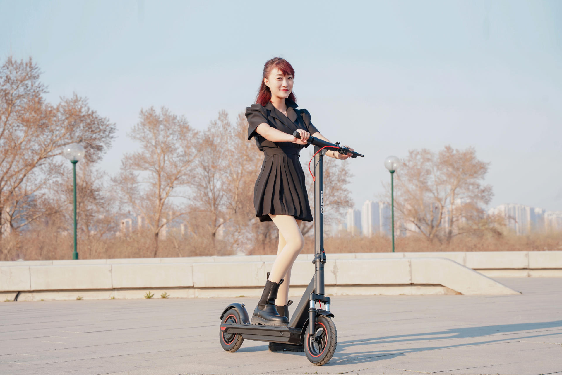 科洛威电动滑板车l10能充电吗,科洛威l10和米家哪个好