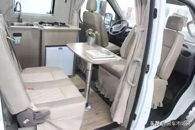 大通v80房车12.98万自动挡,大通v80房车13.98万自动挡