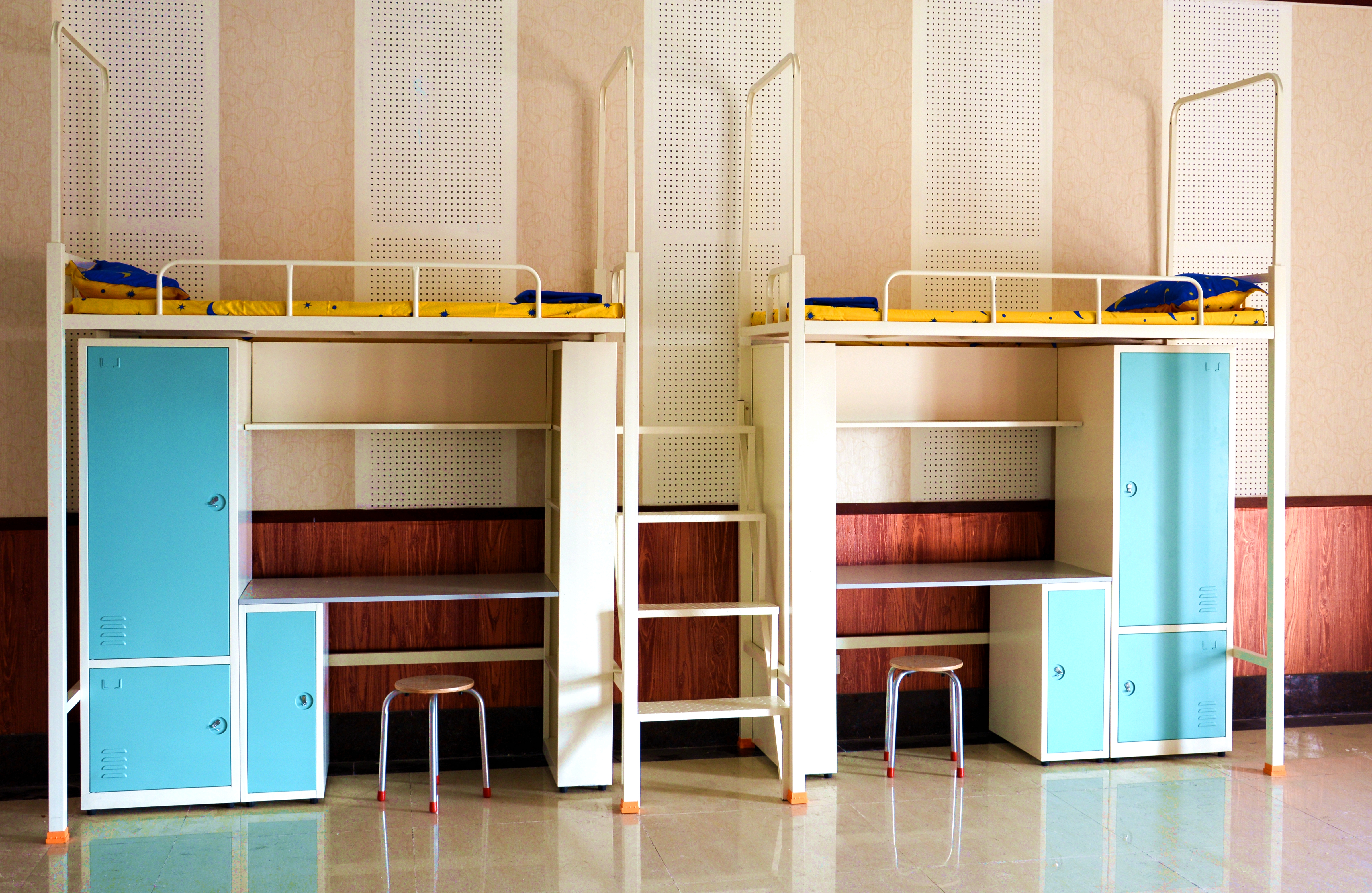 上下铺铁床公寓床,上下铺哪种铁床好