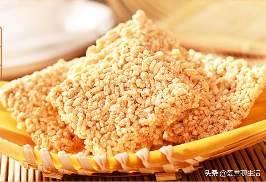 元旦将至，女生若工资允许，建议囤这5种零食，招待客人有面子