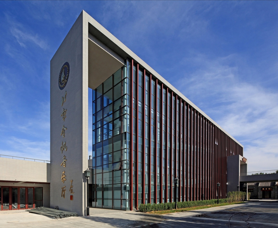 北京三十五中高中新校园，古宅院风格的现代校园