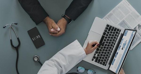 员工生病请假领导不批违法吗,员工生病请假不批怎么办