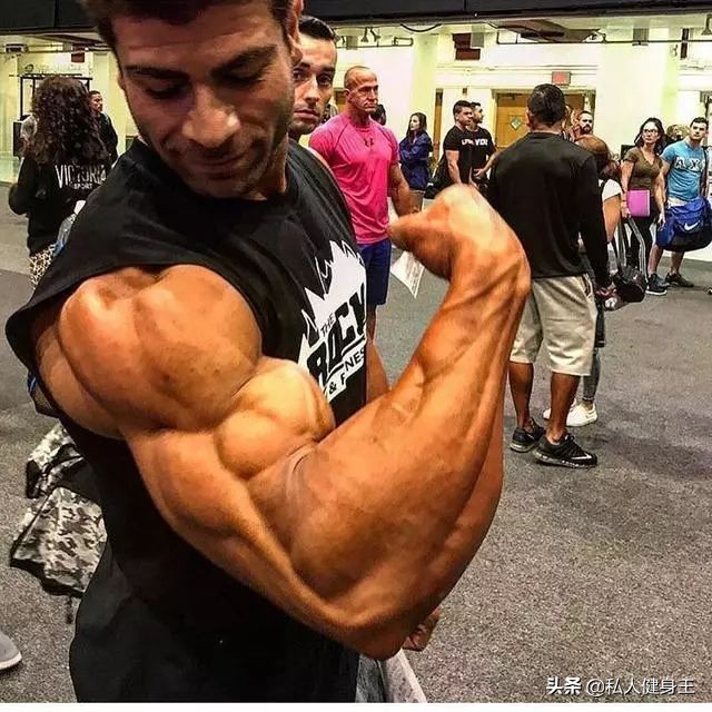 增加手臂围度最快的计划,手臂力量较小的如何锻炼手臂肌肉