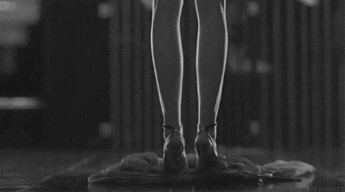 男人都需要一身合适的西装，怎样定制西装才能更加合身？