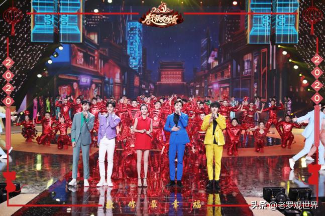 四川省达州市渠县女歌手黄英,黄英来达州演出