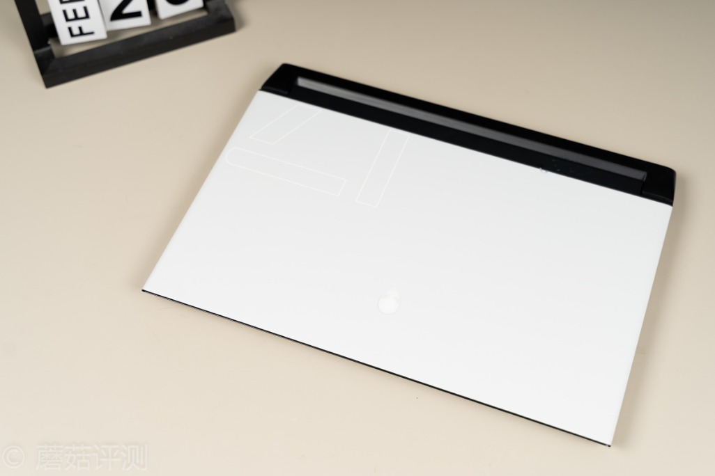 2020款外星人m17r2测评,外星人2020版m17和m15区别