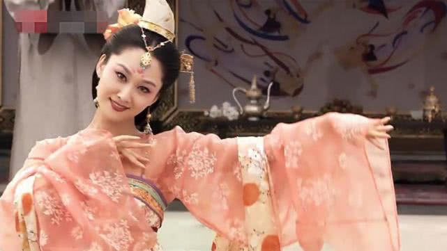 长安12时辰杨贵妃出现在哪一集,长安十二时辰杨贵妃哪一集出现