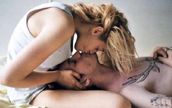 关心正在生病的男友的暖心句子,高情商问候生病的男朋友暖心句子