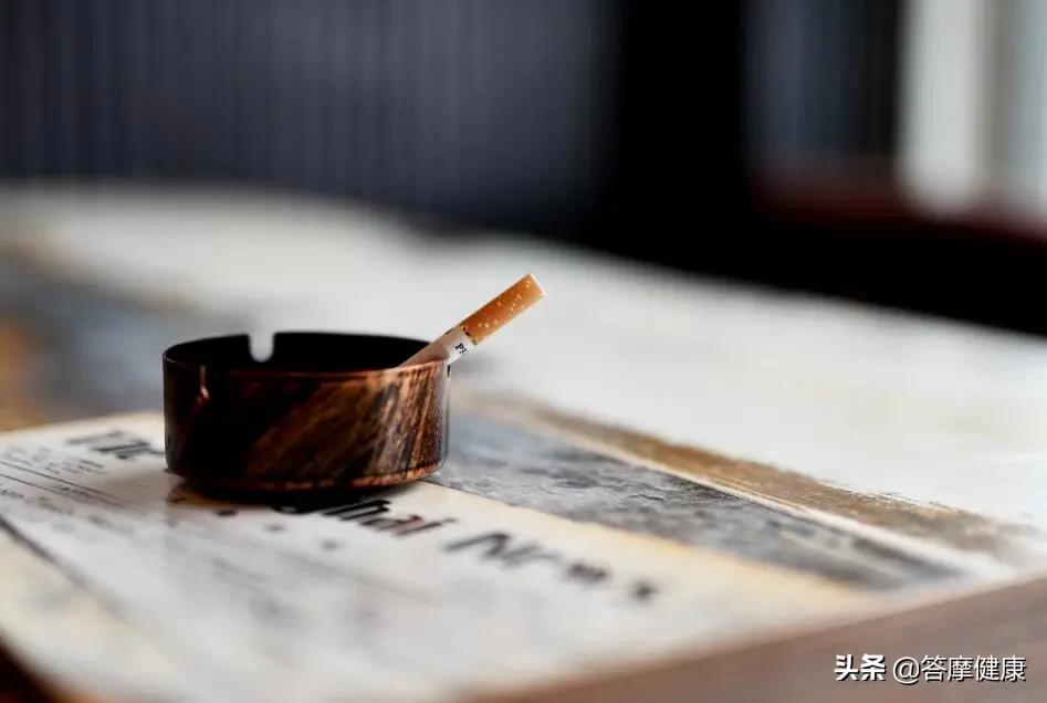 抽烟引起血管闭塞,抽烟会导致血液循环不好吗