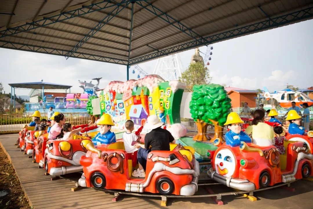 中华民俗欢乐谷游乐场,中华民俗欢乐谷蚩尤乐园秋千园