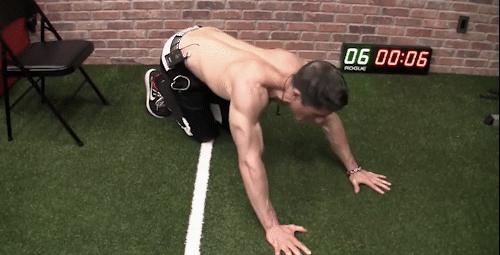 女士锻炼胸部运动无器械,不用器械锻炼上胸的动作