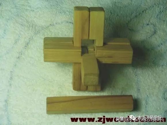 鲁班锁六柱印教程,鲁班锁四根怎么拼