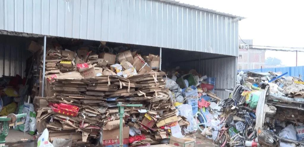 致富经垃圾堆里的商机,垃圾堆里的财富