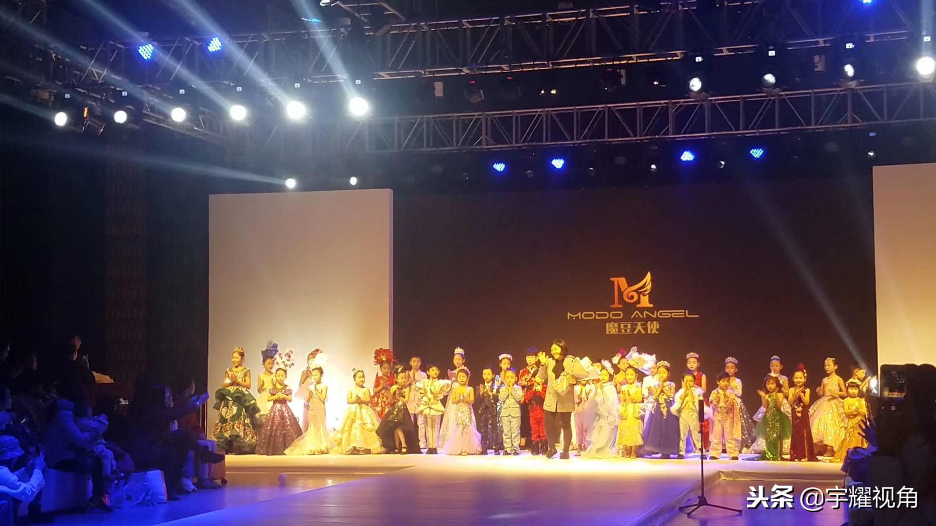 童心筑梦秀彩华服——MODOANGEL魔豆天使高端儿童礼服璀璨绽放