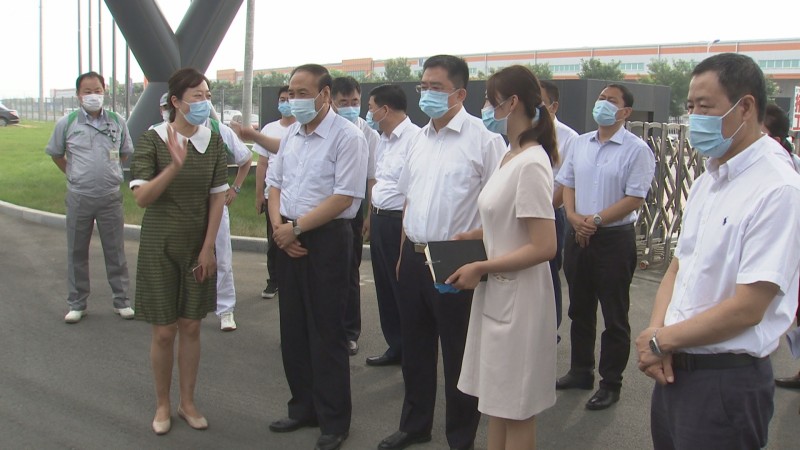 肖盛峰深入金普新区部分企业开展立法调研