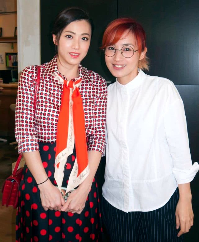 刘銮雄吕丽君照片,吕丽君与刘銮雄为什么分手