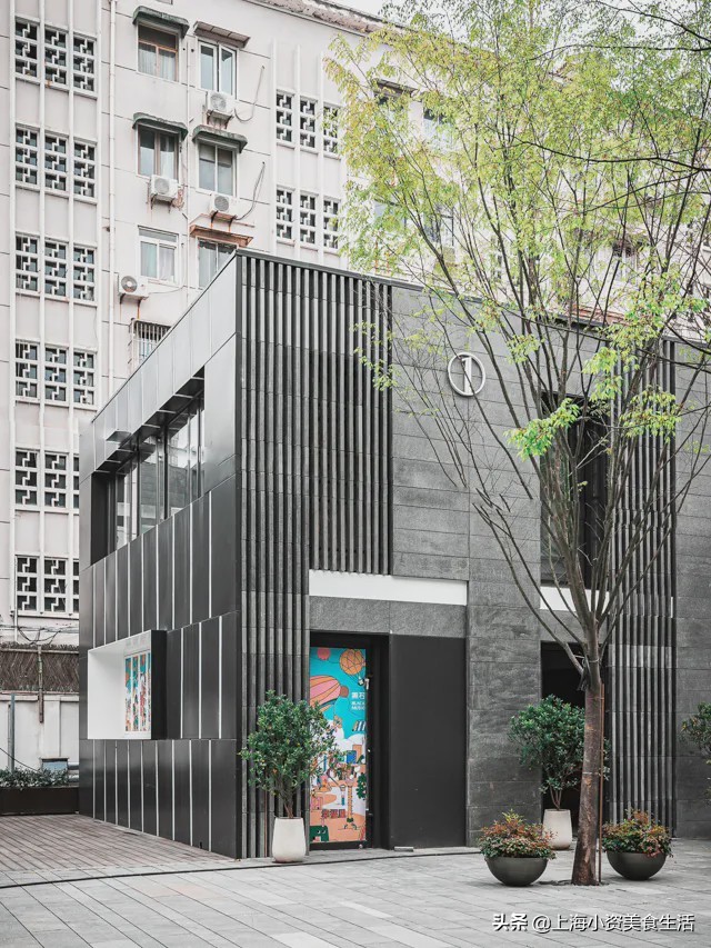 武康大楼和思南公馆哪个好,对比上海与武汉的武康大楼