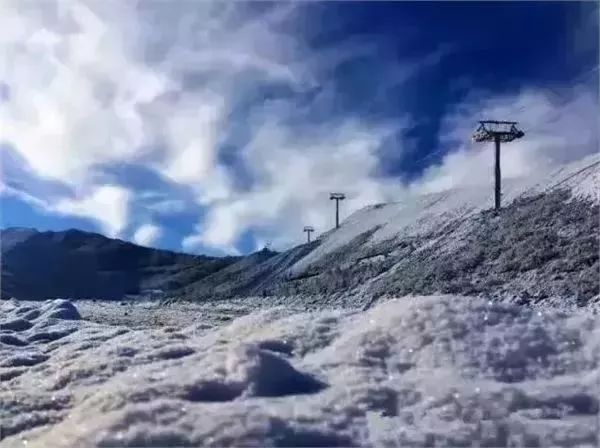 张家口各个滑雪场票价,张家口滑雪场是天然雪还是人造雪