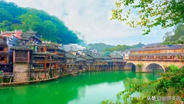 能给你的真正安全感的最好证明，就是那个人能让你随时打扰