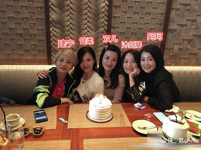 浜斿瞾钀屽▋灏忛儭涓讳笌濡堝鍚屽彴鐚壓,5宀佽悓濞冨皬閮′富