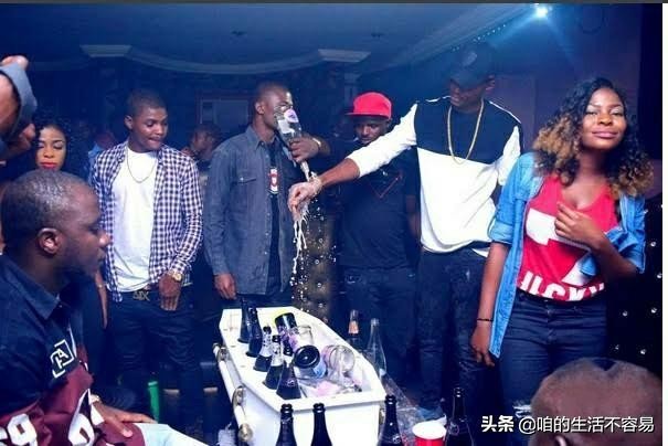 灯红酒绿的纸醉金迷,灯红酒绿纸醉金迷夜景