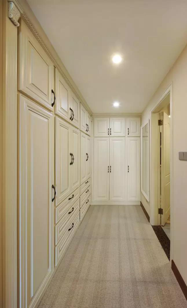 衣帽间怎么做省钱还显得高级,自己打造实用简单衣帽间