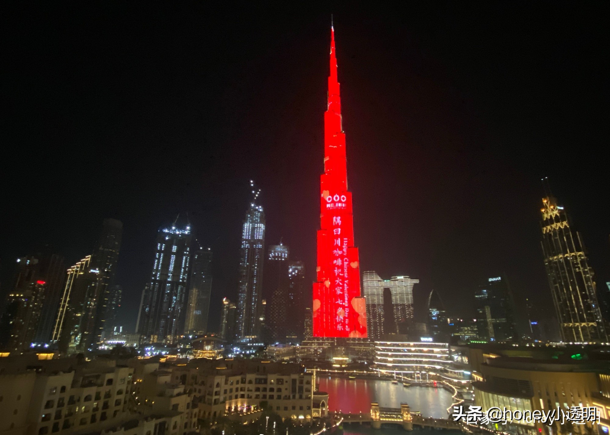 肖战“登”世界第一高楼!品牌斥资跨国直播,网友全程观看被震撼