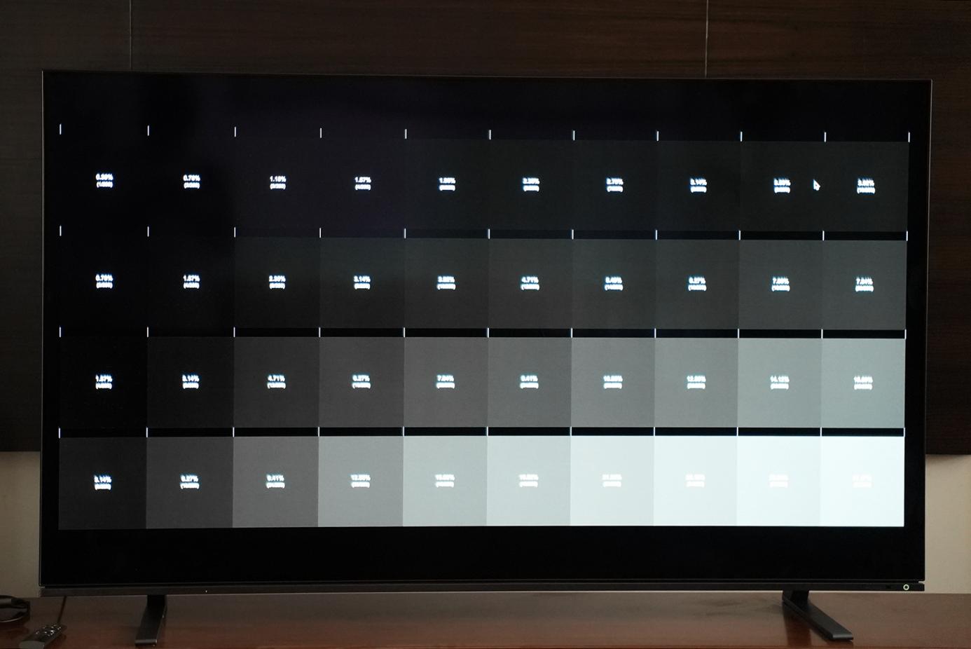 BR火箭炮,音质独一家——146岁东芝带来轻奢品质OLED电视X8900KF