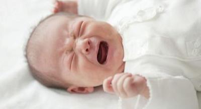 3个月宝宝饿了不愿喝奶,3个月宝宝不肯喝奶一喝就哭