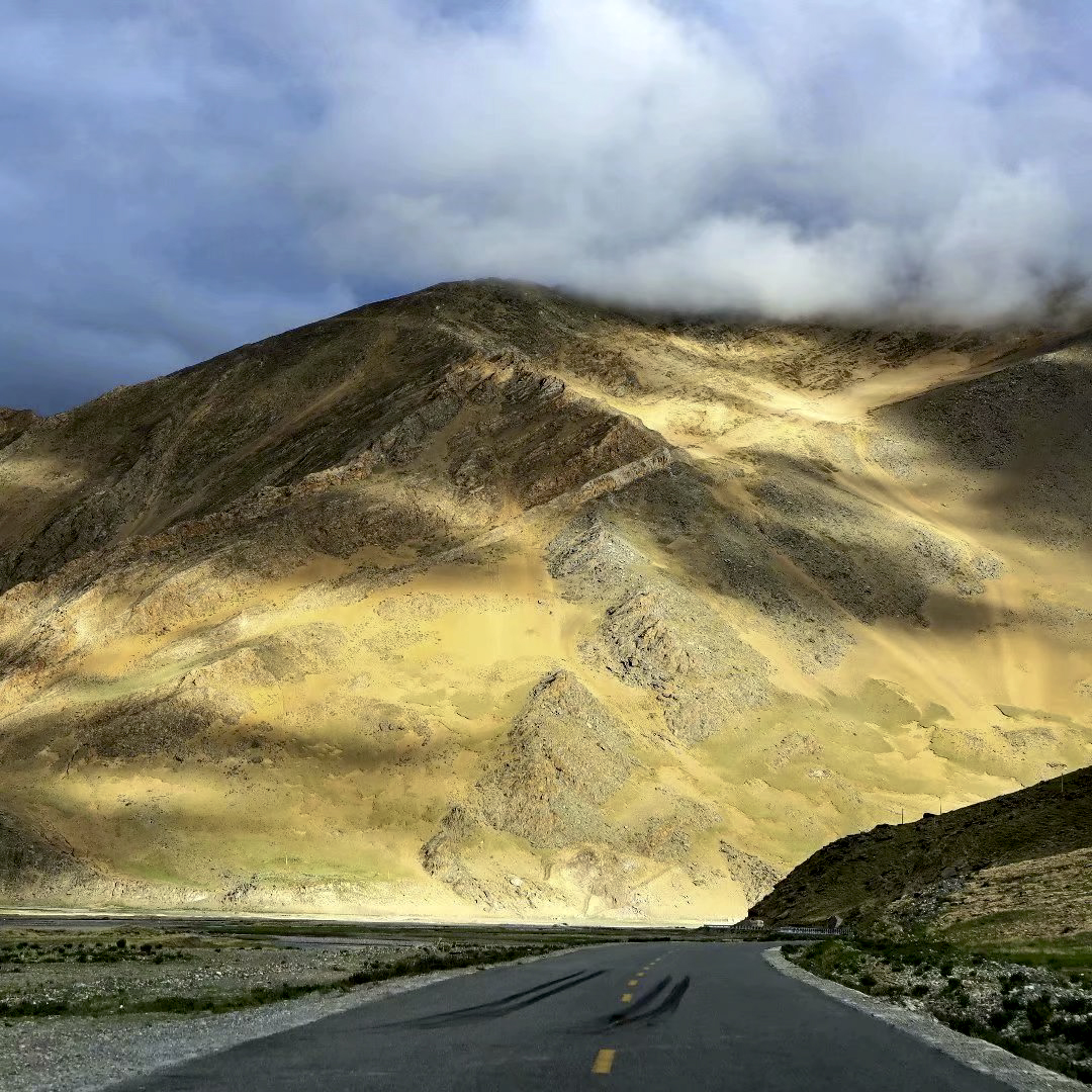 吉隆口岸旅游攻略,西藏吉隆自驾游攻略