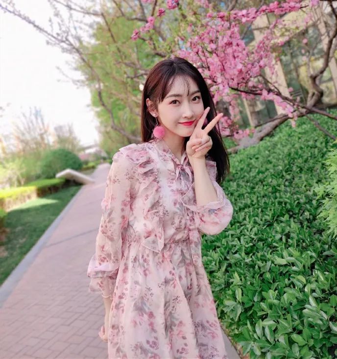 宣璐碎花连衣裙,宣璐连衣裙穿搭