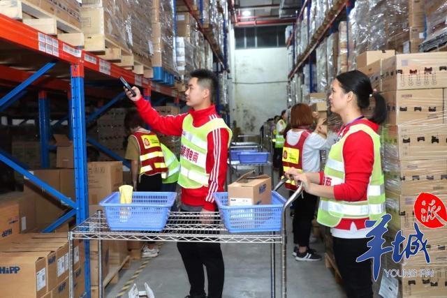 0点1分“秒放”第一票南沙保税港区1分钟清关4100单