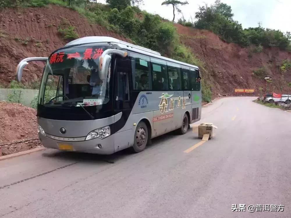 普洱查获走私香烟案例,勐海交警查获一起非法运输香烟案