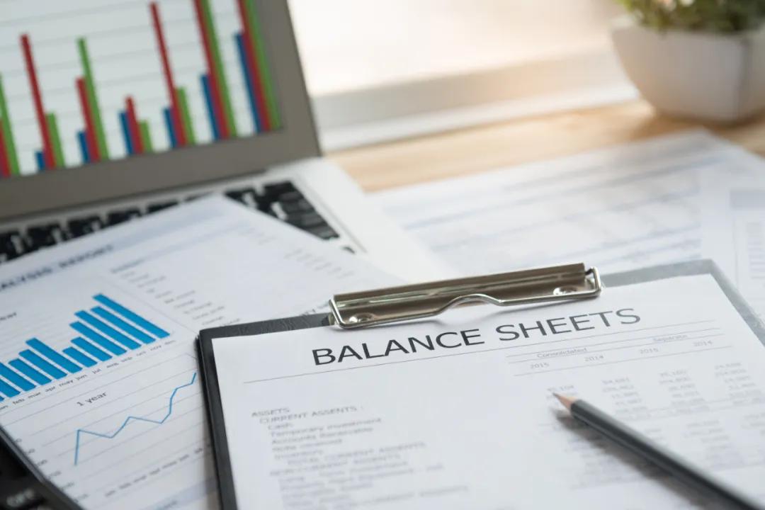 如何巧妙的揭穿业绩作假,财报十大陷阱详解