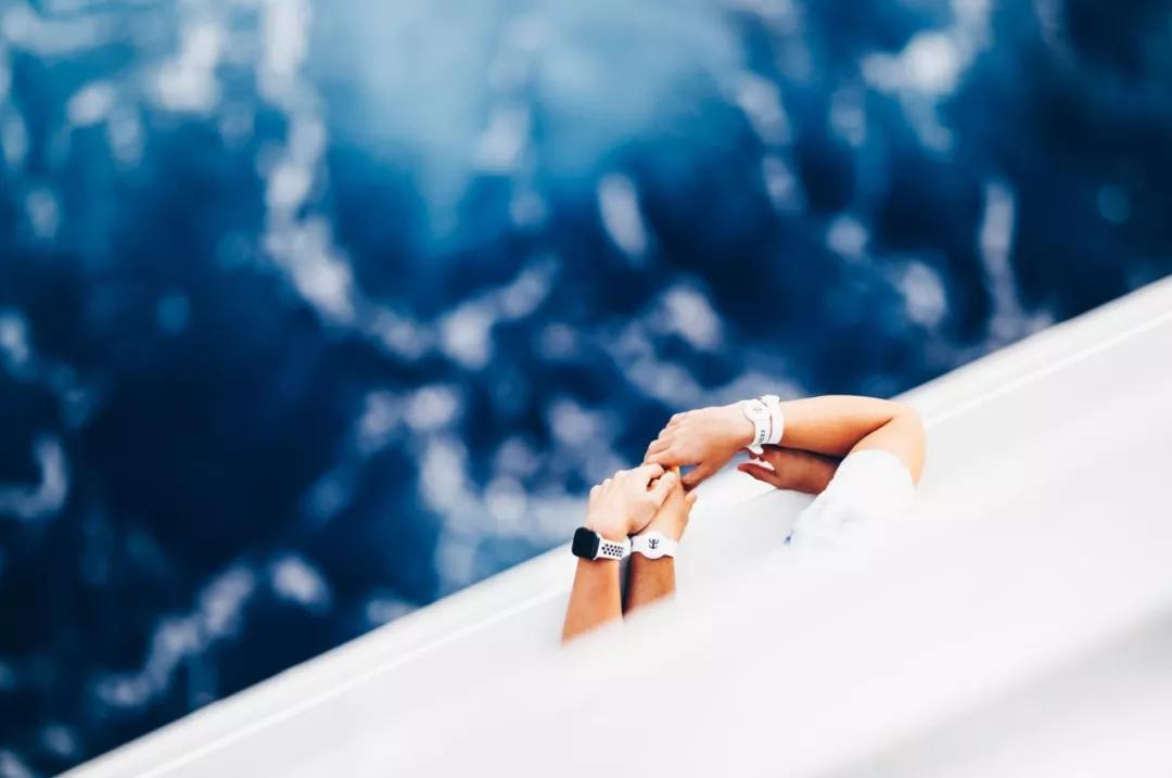 境外网址和中国网址域名有何差别,海外自营比官方旗舰店便宜