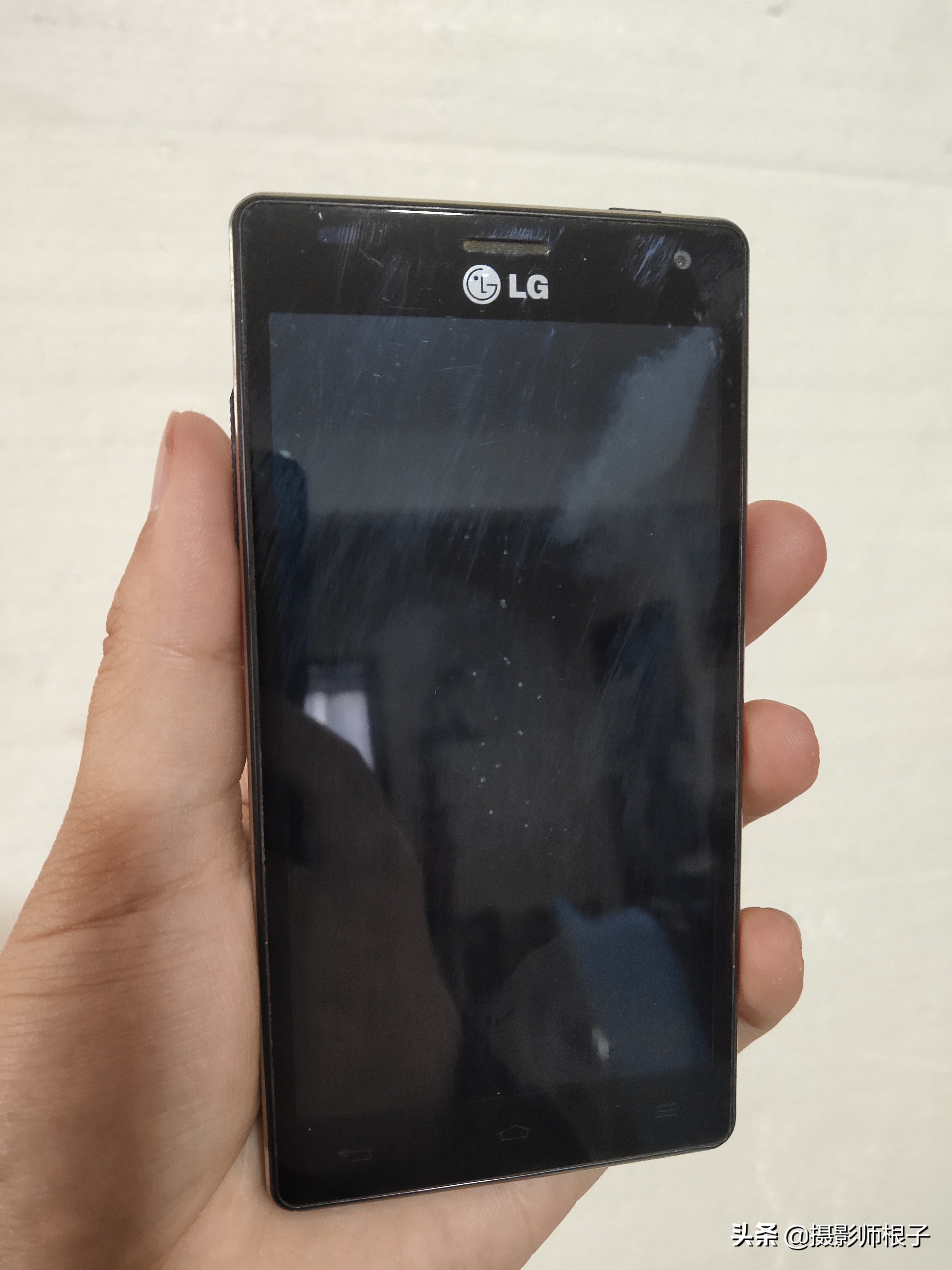 找出了9年前的手机,偶然翻出了八年前的照片