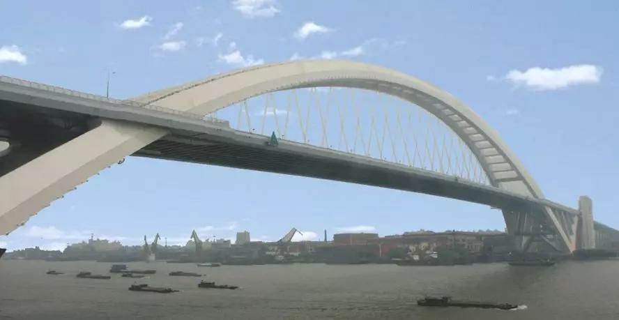 虎门大桥异常抖动如波浪现场照片,虎门大桥晃动是哪个桥