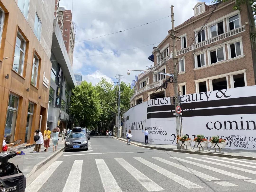 探访话梅安福路旗舰店：打造咖啡+零售空间，旧店或改为旗下品牌