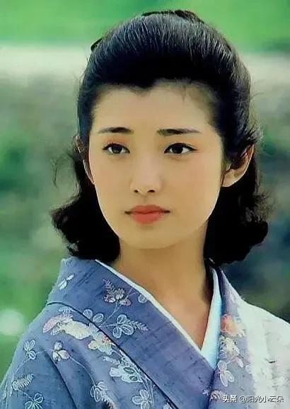 山口百惠为什么在三人组合中最红,山口百惠是60后永远的女神