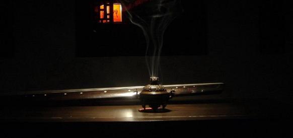 从钱钟书诠释李商隐《锦瑟》学习唐人作诗的秘密