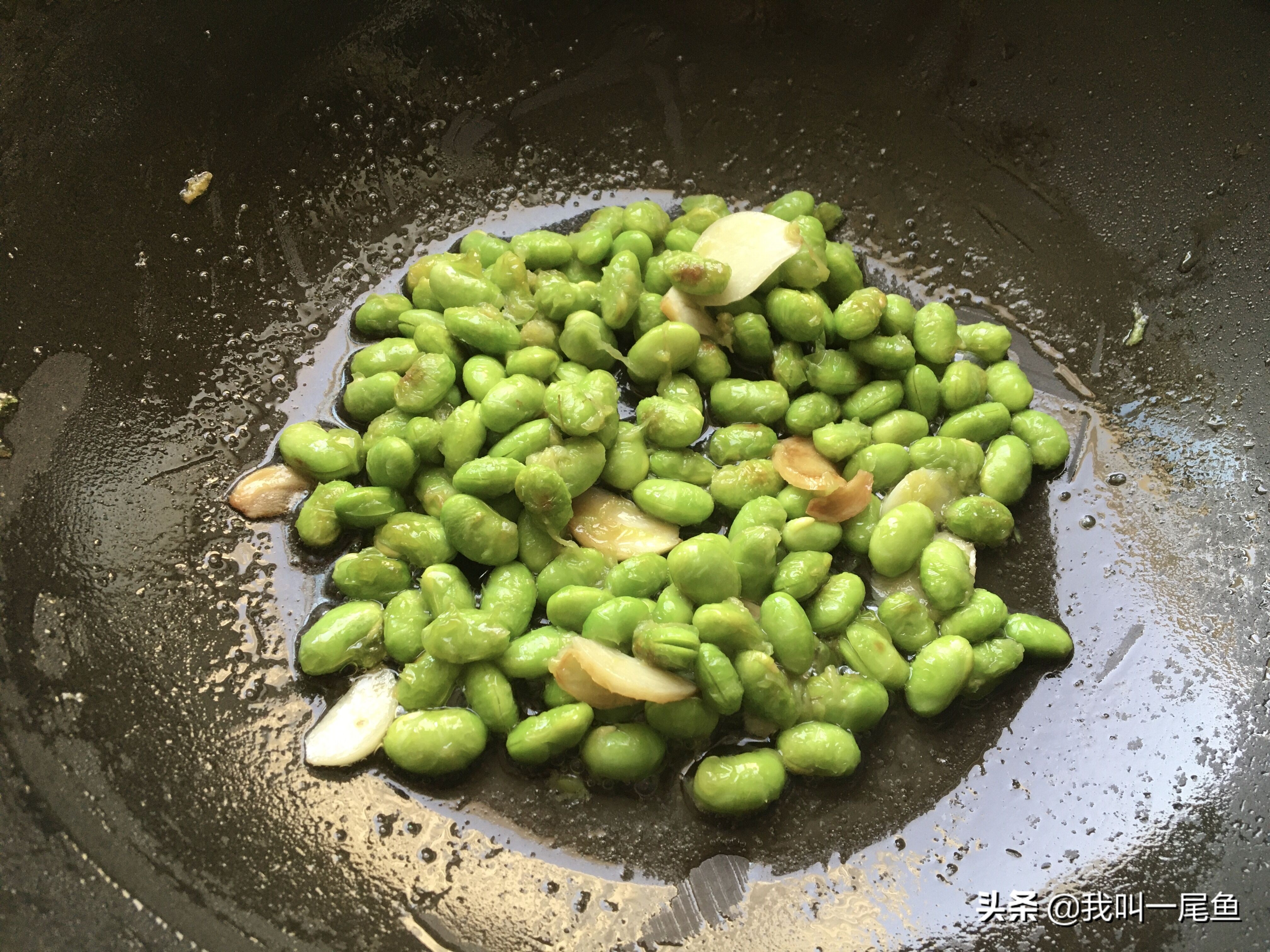 这菜我家每周炒二次,清爽酸脆又可口,五块钱做一盘,给肉也不换