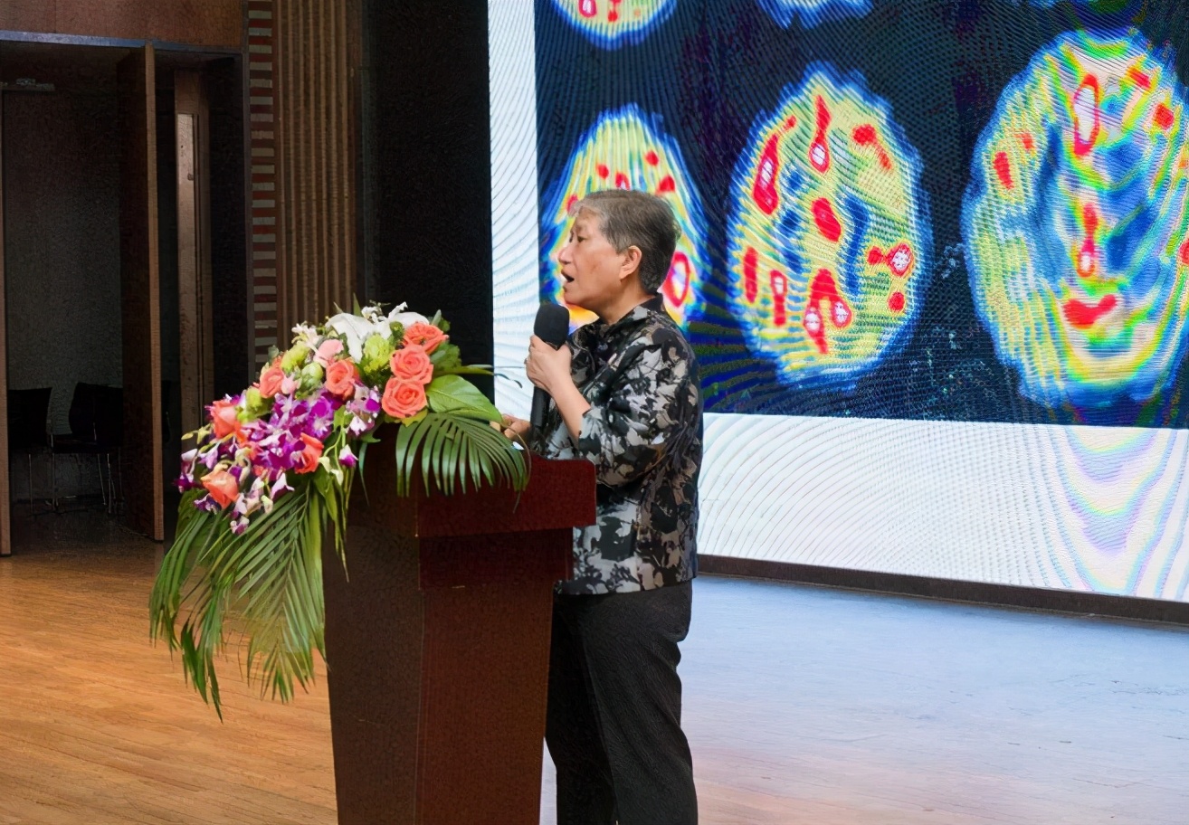 洪兰大脑,洪兰教授男女大脑思维差异完整版