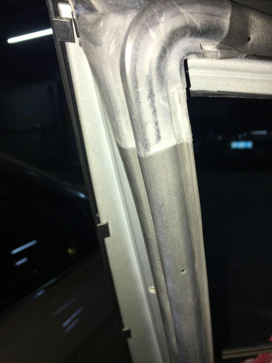 别克凯越后门玻璃更换教程,凯越的车门板怎么拆卸图解