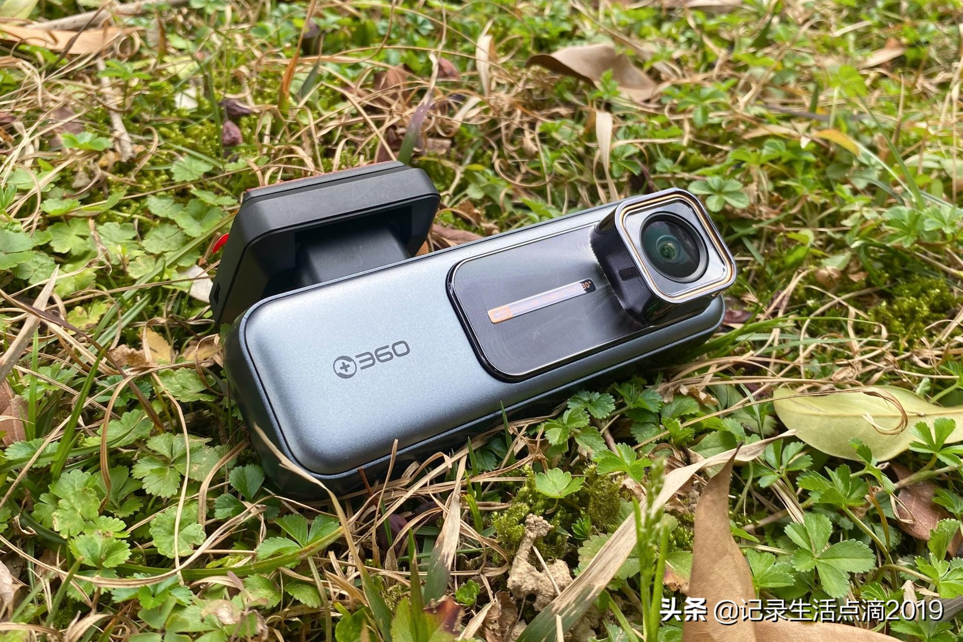 4K画质的行车记录仪是一种什么体验？它不仅仅只是记录行车视频